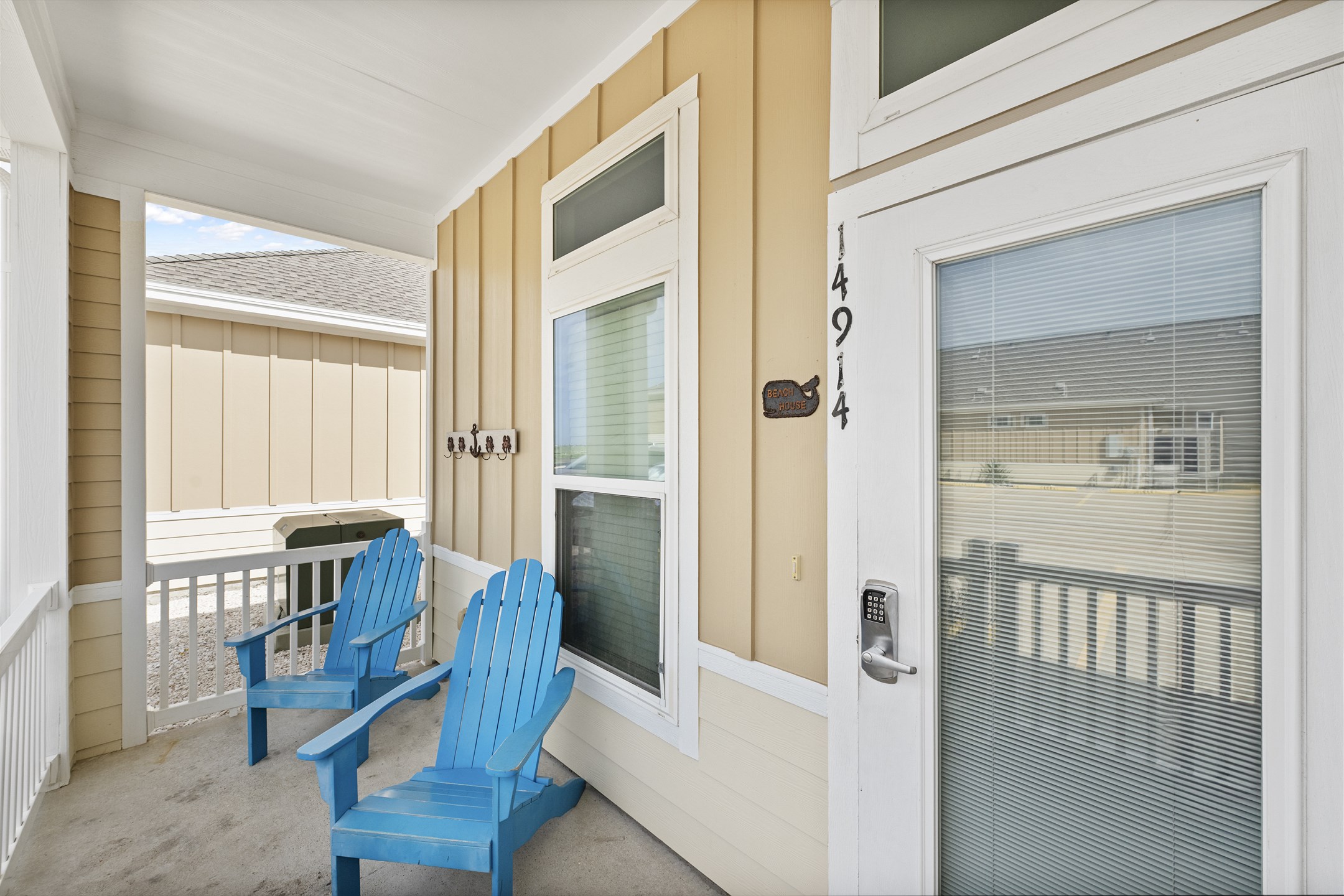 Morning coffee or evening cocktails—your private front patio is perfect for both