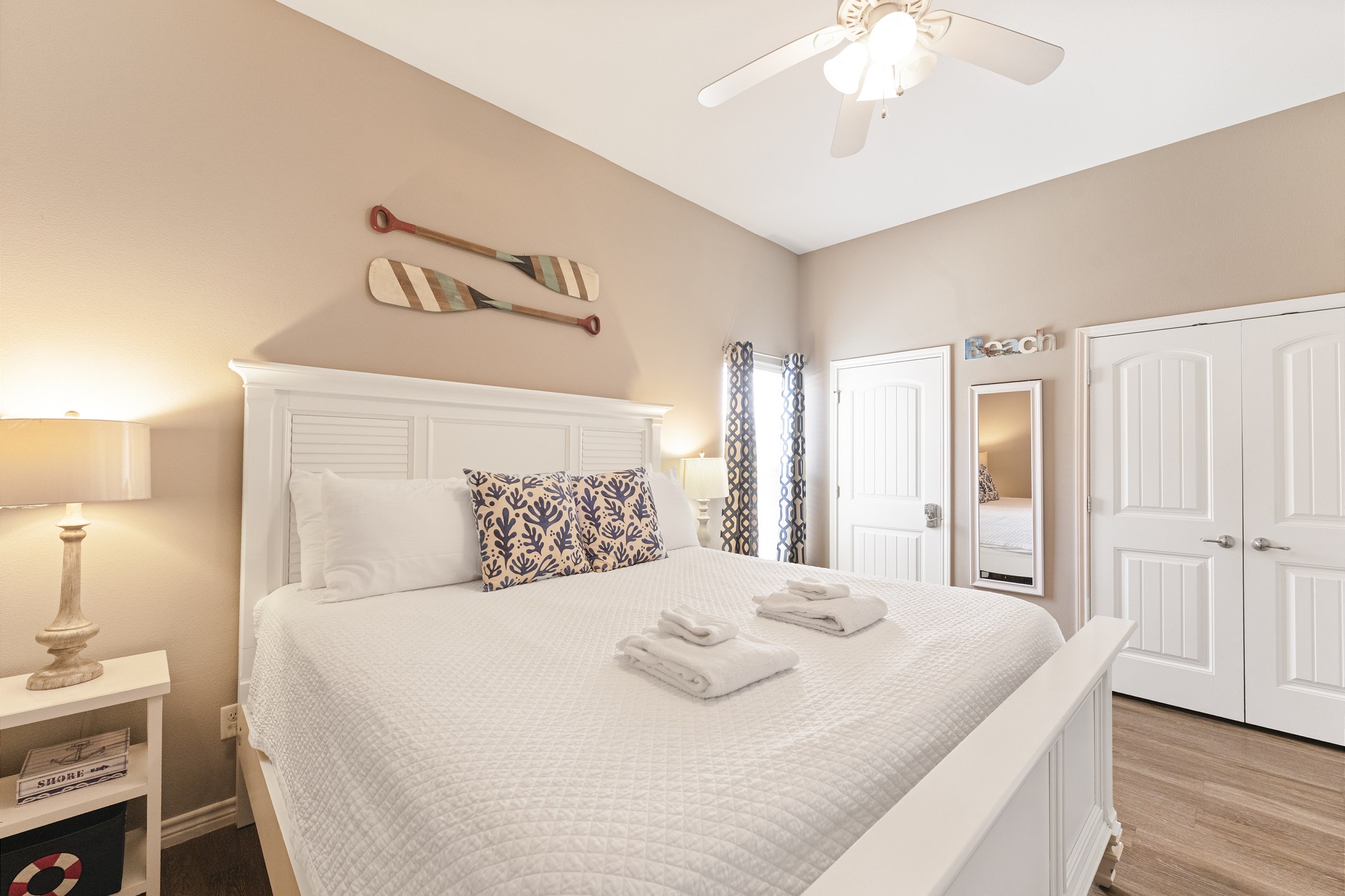 Afternoon siesta? Relax in the king-size bed, soft linens, and plenty of space to unwind in comfort