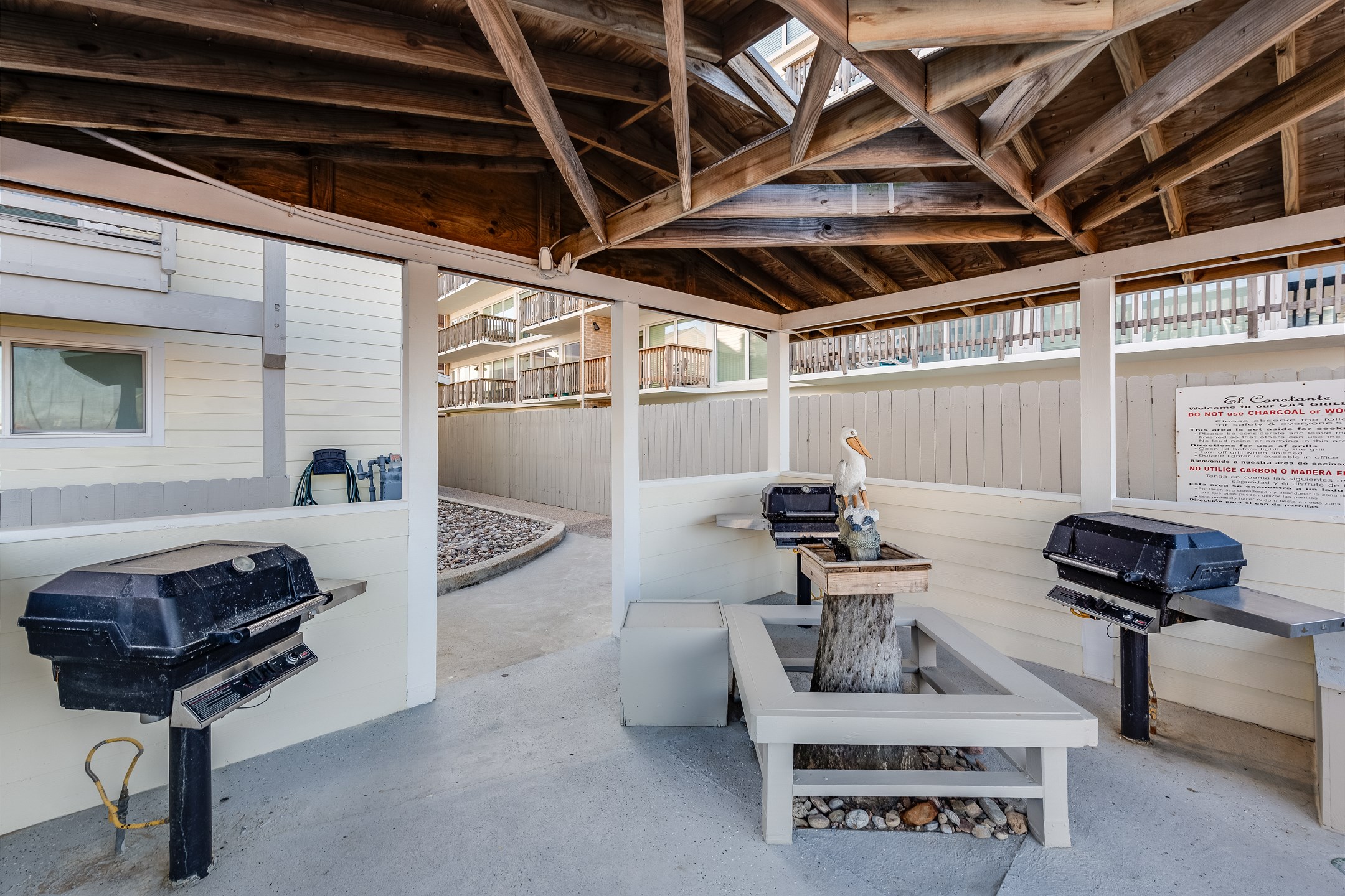 Gas grilling area at El Constante