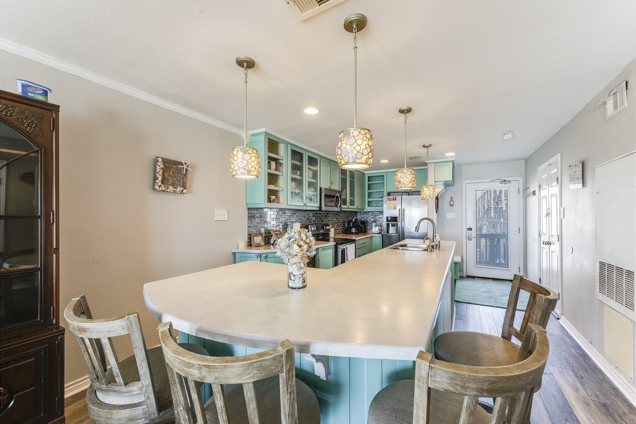 Pull up a stool! There's room for everyone at the breakfast bar