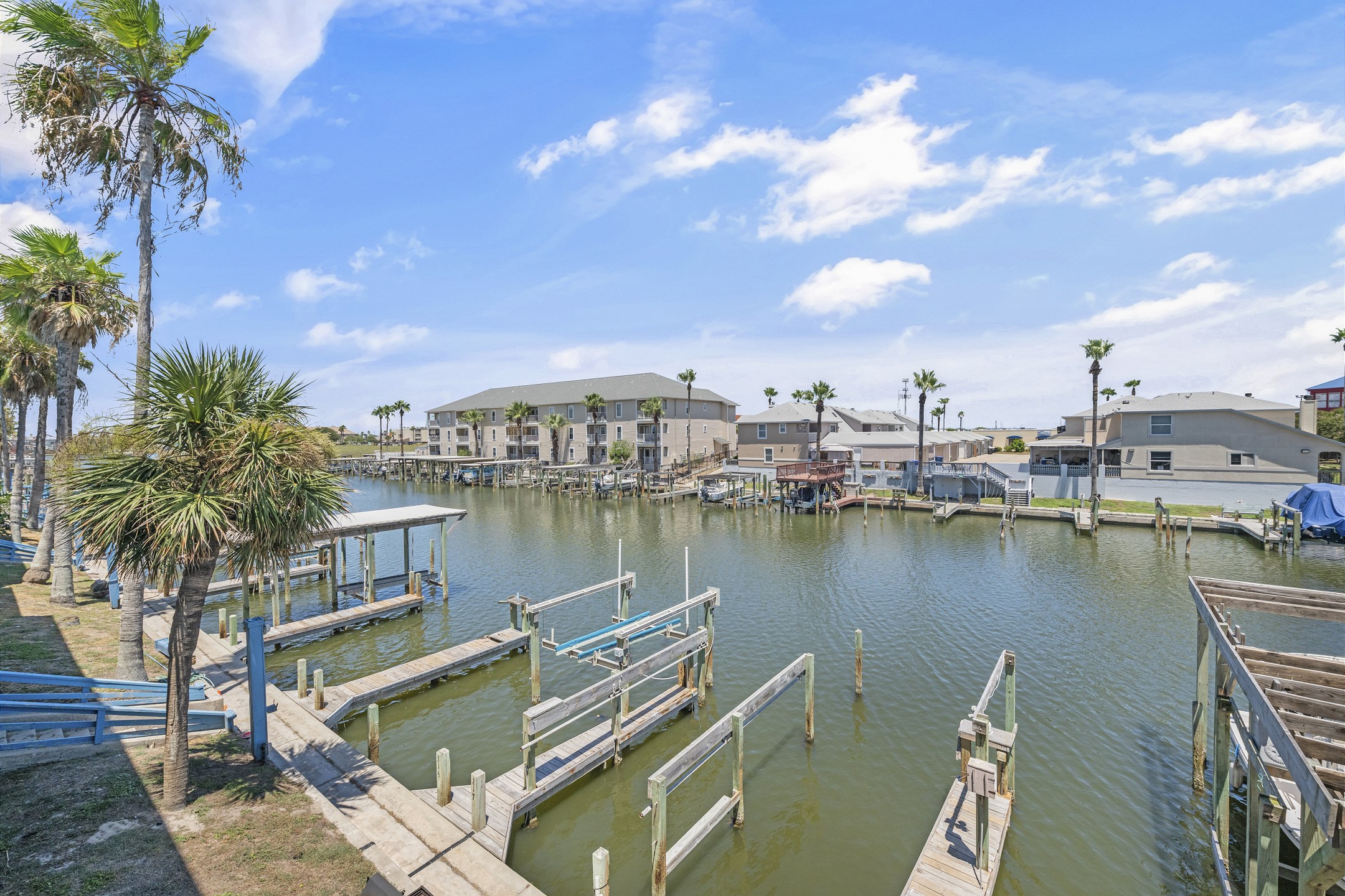 Private reserved boat slip for your convenience and easy access to the water