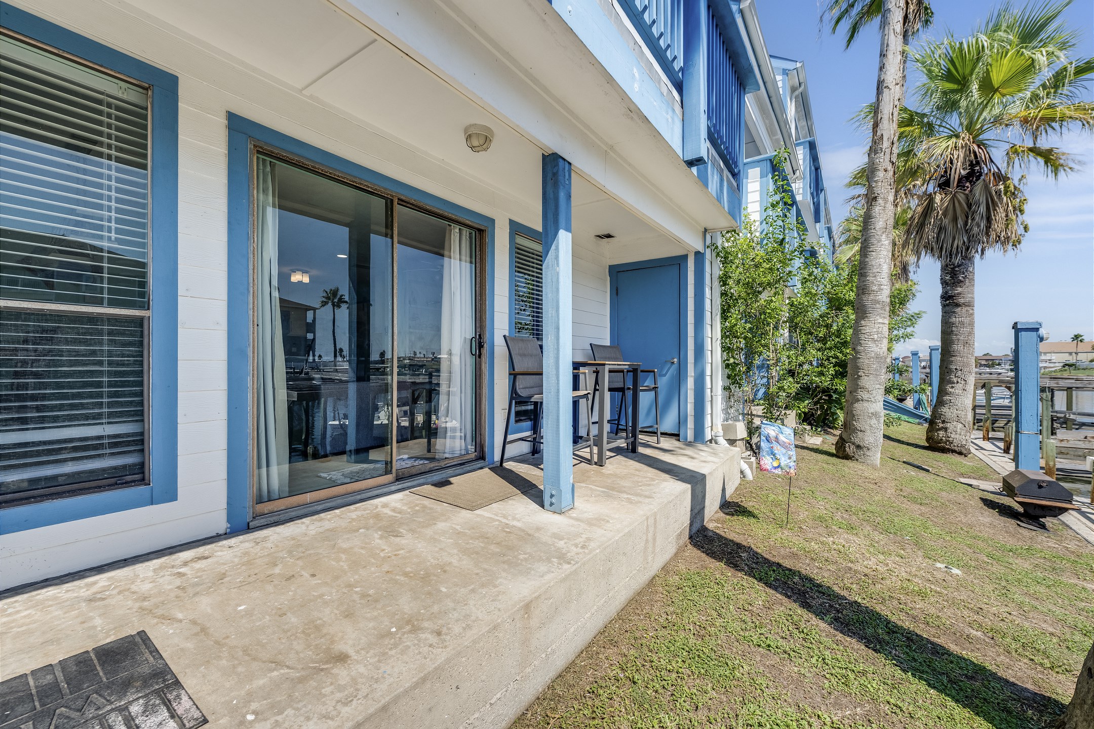 Walk right out your door to the bulkhead for some evening fishing