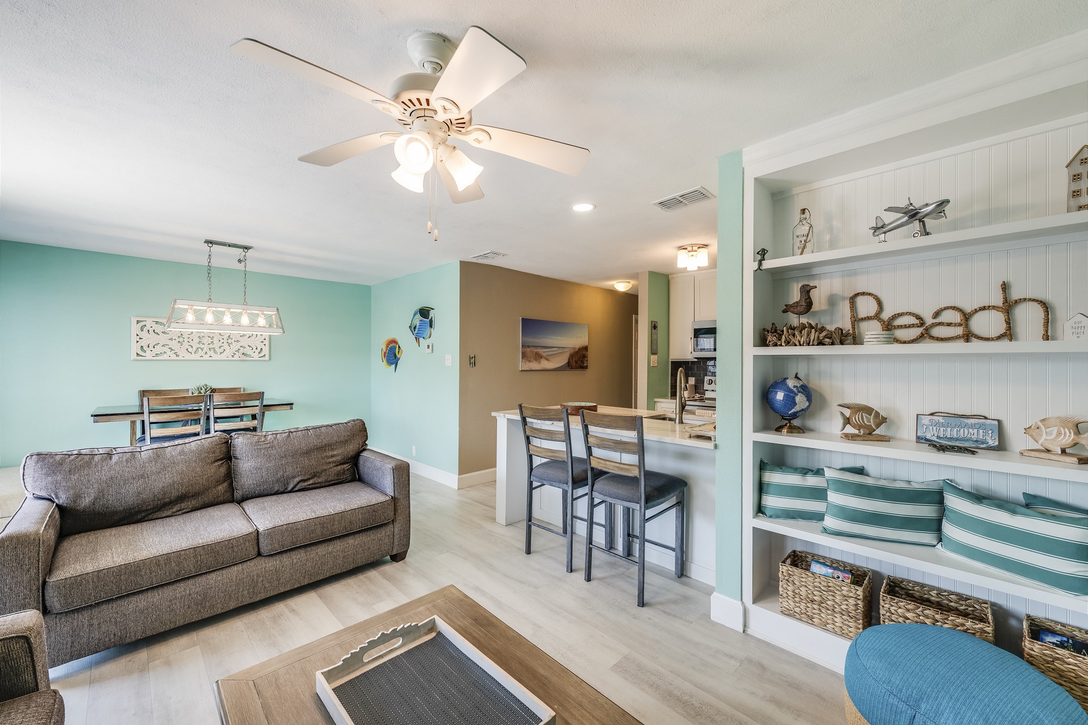 Bright and updated open concept layout