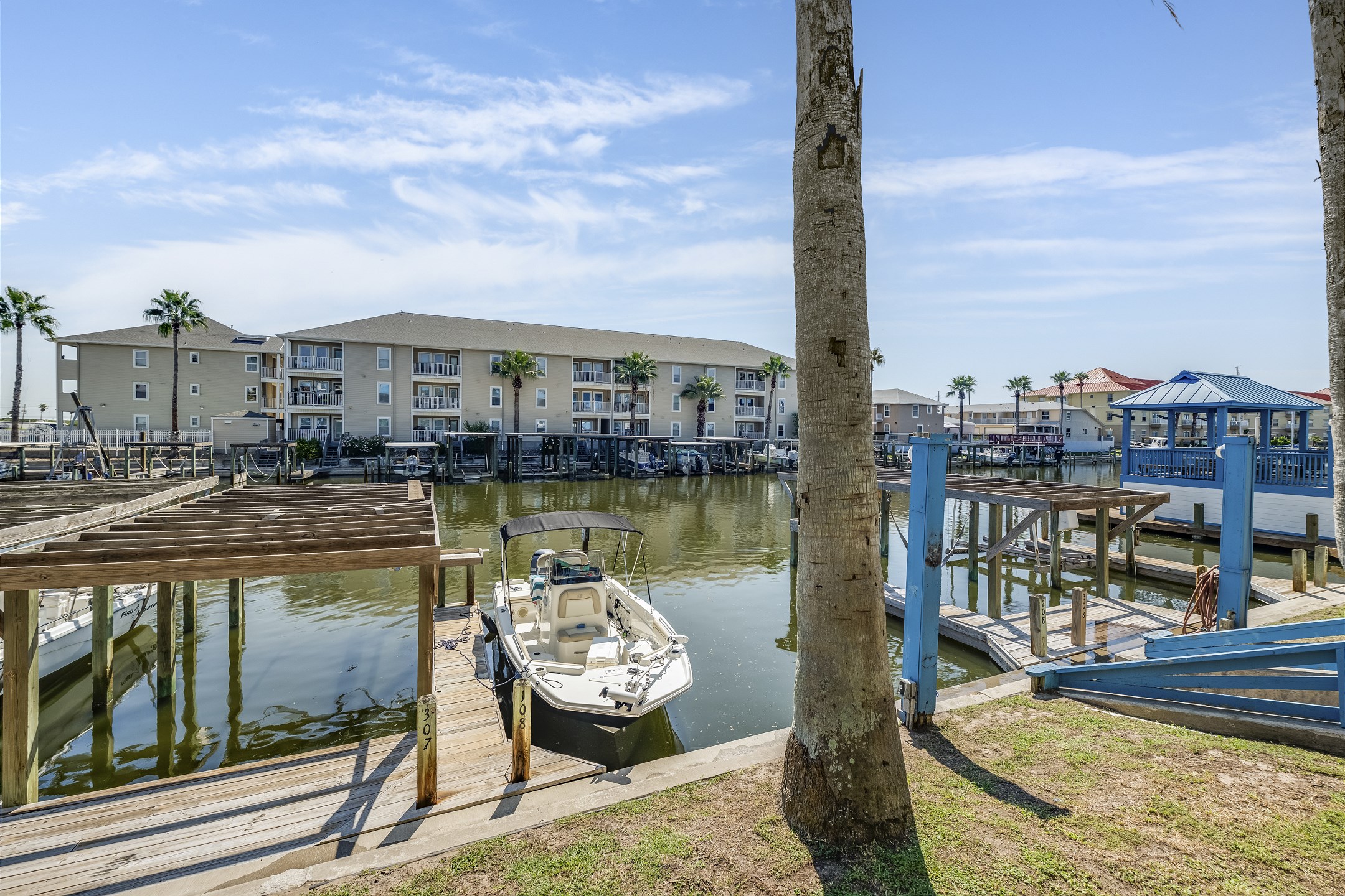 The Spinnaker Condominiums offers something for everyone - fishing, boating, swimming