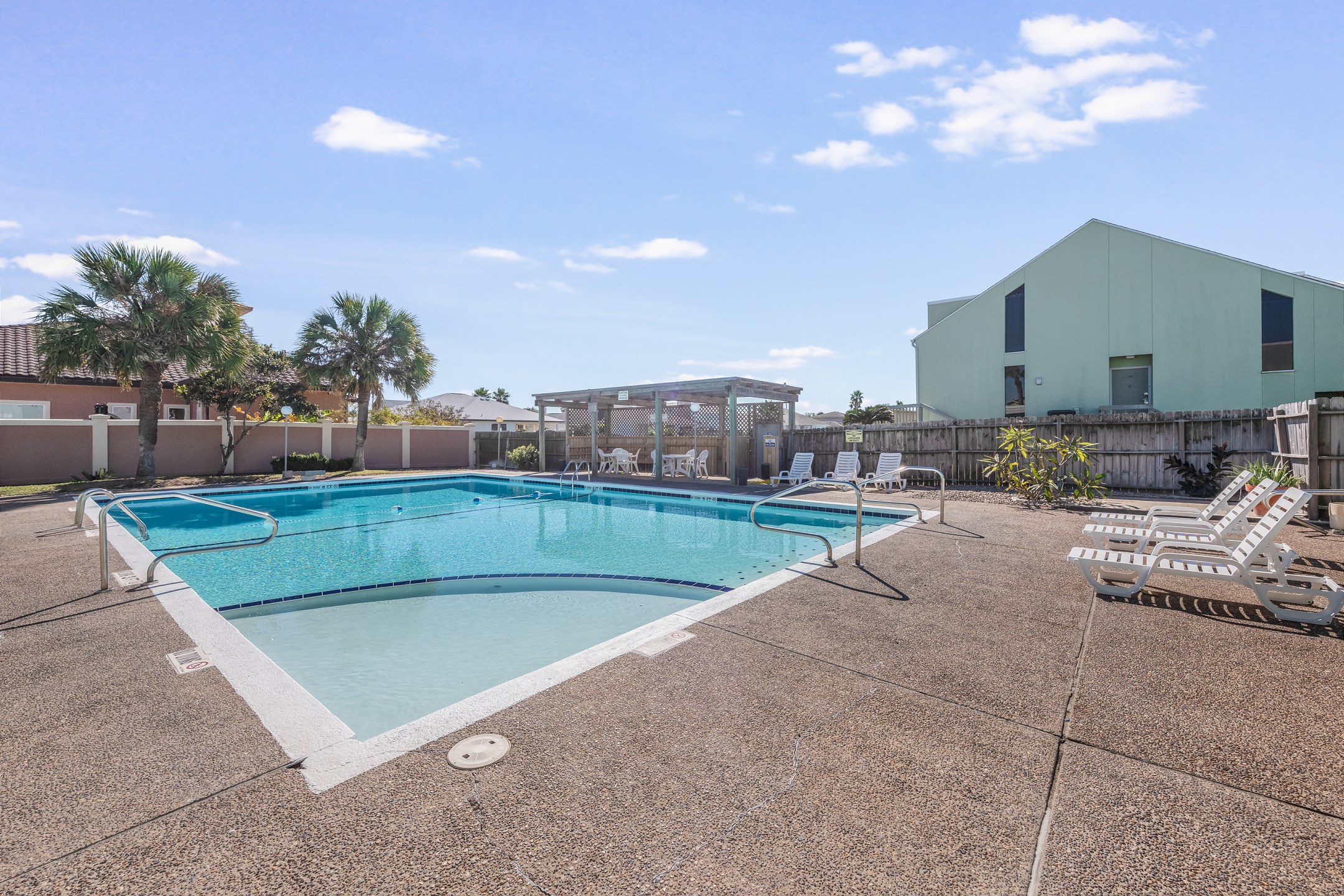 Your gateway to refreshment and relaxation on your next vacation