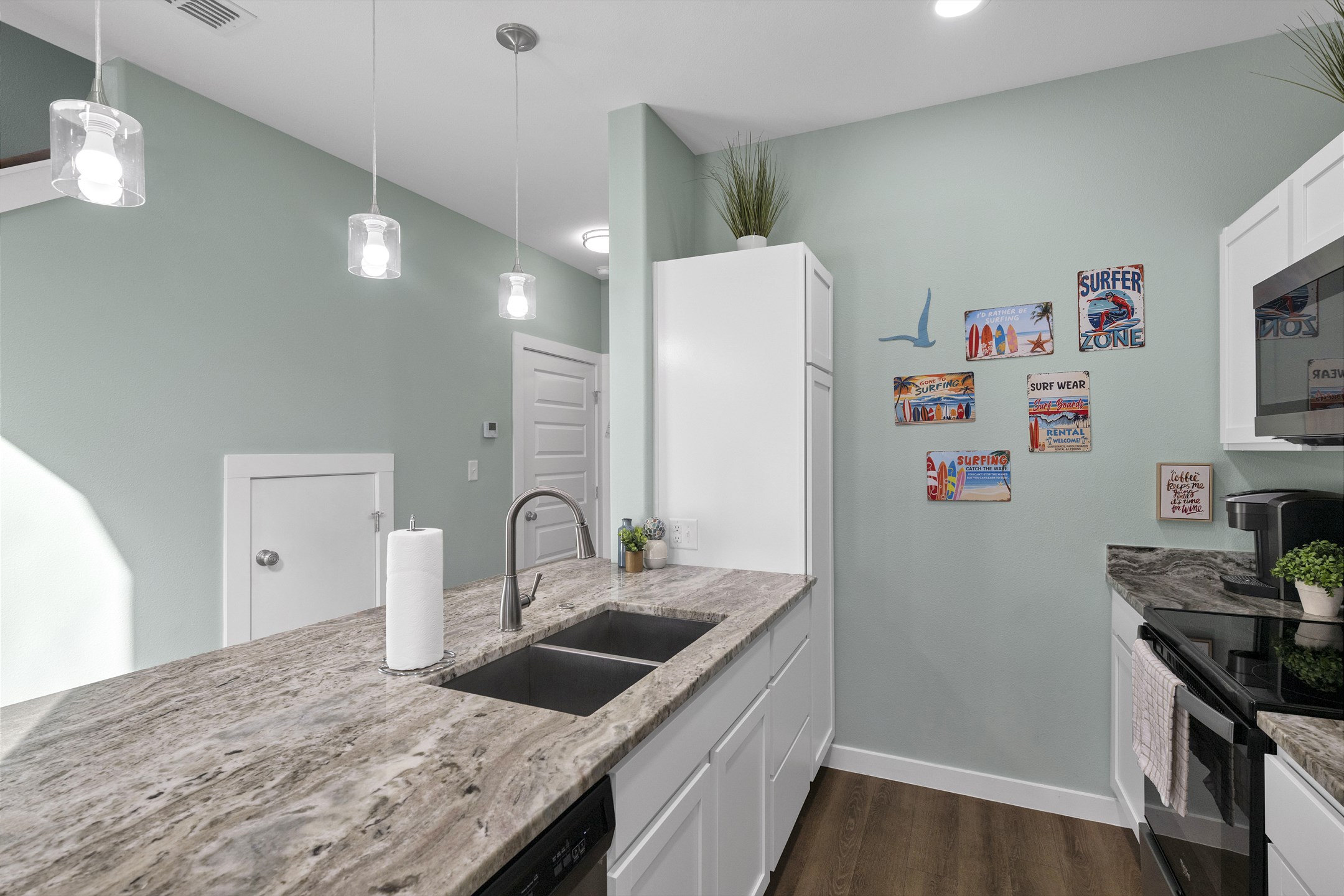 Guest-friendly kitchen designed for convenience and everyday cooking