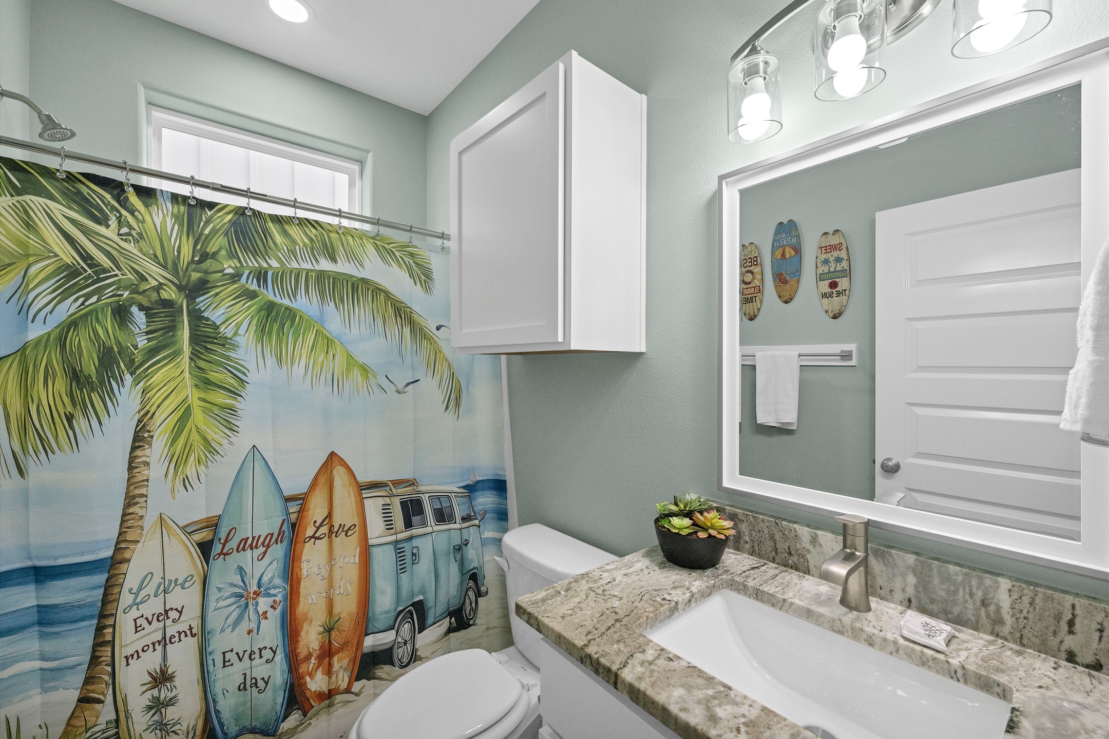 Guest bathroom on the second floor with tub/shower combo 