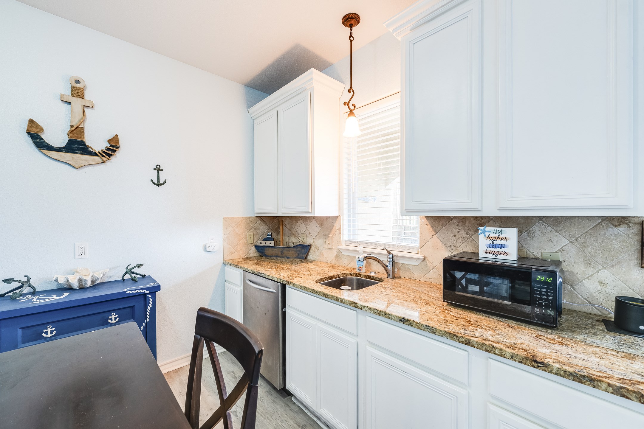 Lovely kitchen space for smaller party to ensure your dining needs are meet during your vacation