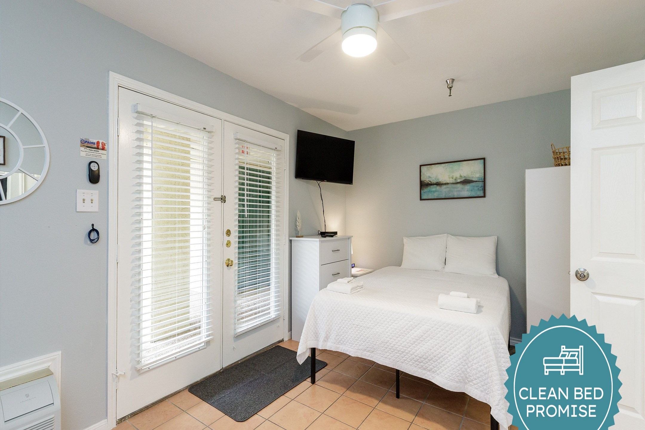 Sleep better at Padre Escapes with our exclusive Clean Bed Promise; providing fresh linens, comforters, and towels washed at high temperatures exceeding CDC recommendations, setting us apart for a truly restful vacation