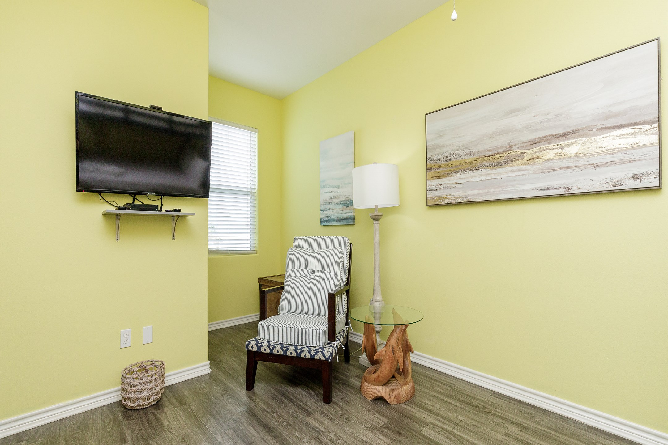 TV and sitting area in the third bedroom 