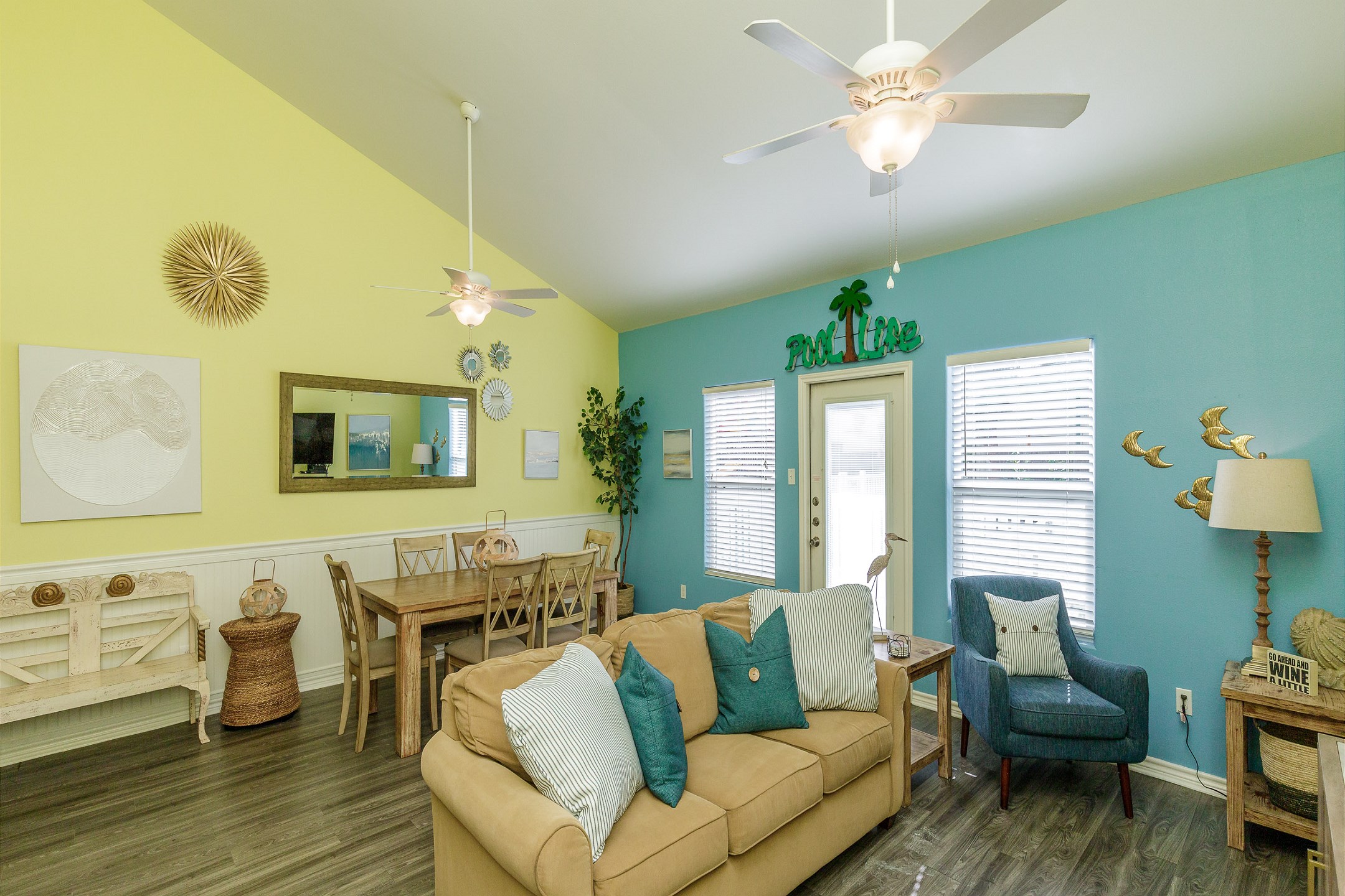 Featured Property Nemo Cay Resort D144K Poolside