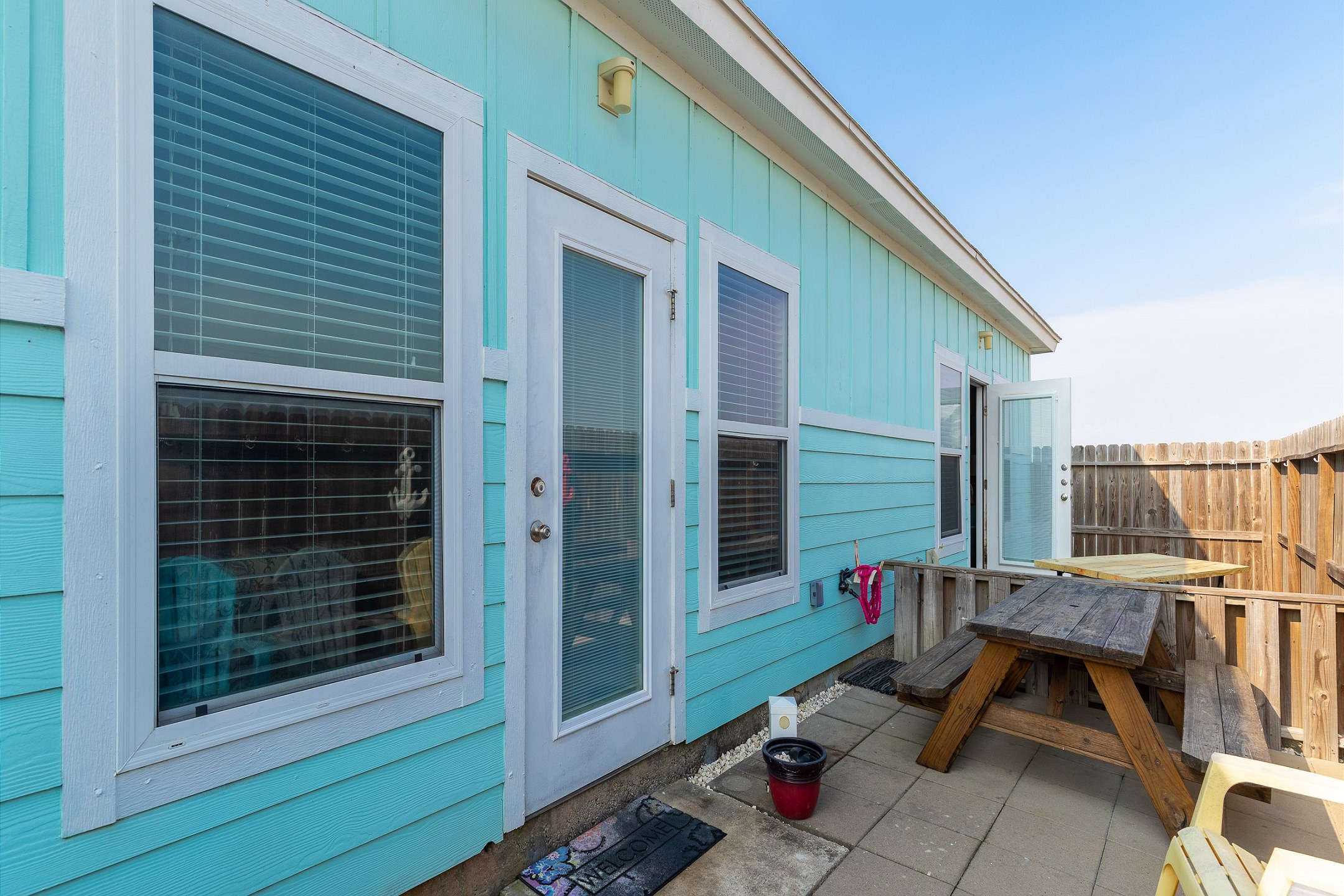 Great patio space to spend time at on your vacation 