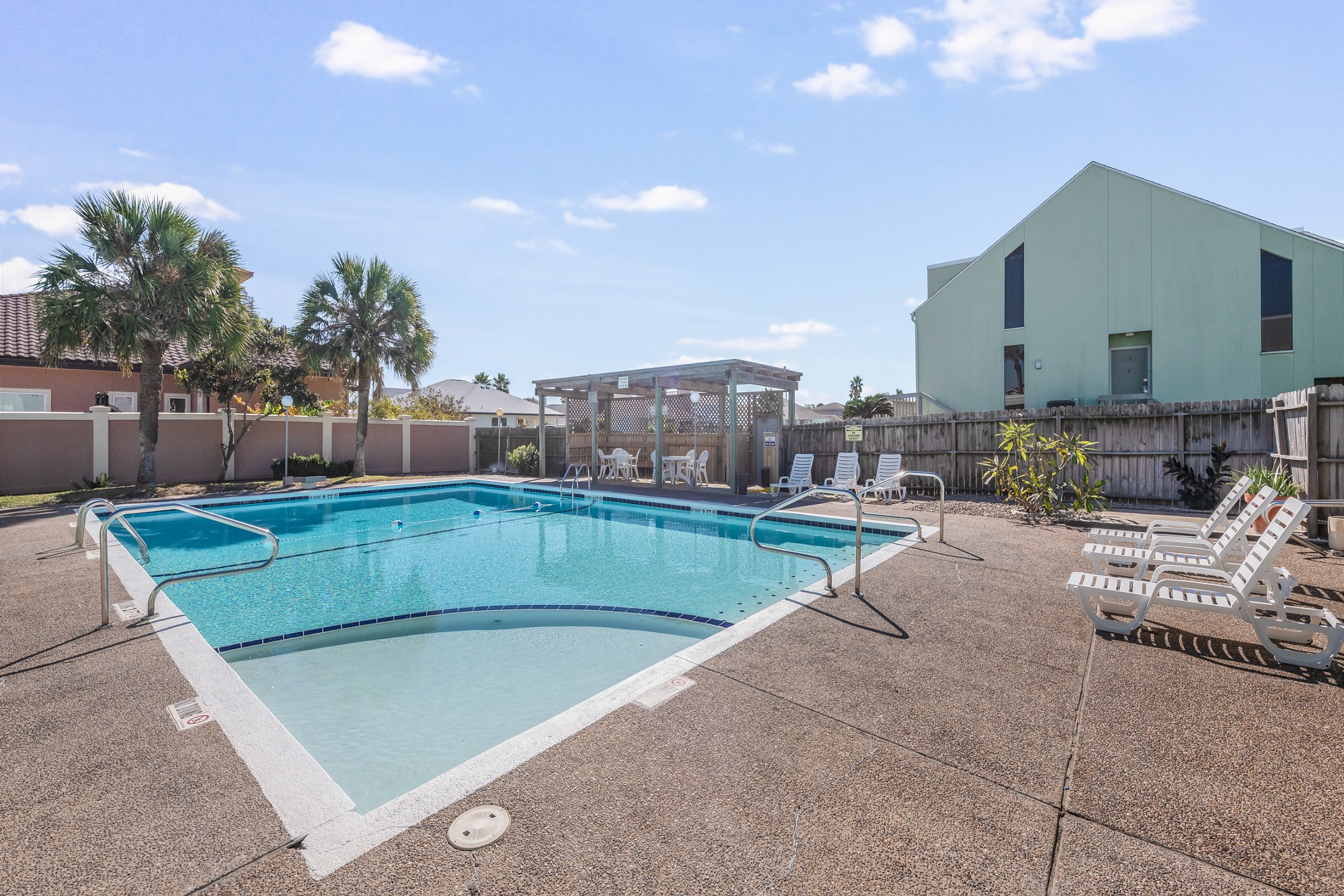 Your gateway to refreshment and relaxation on your next vacation