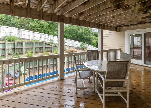 Covered Deck - Mid Level