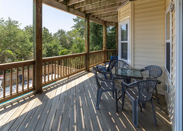 Back Covered Deck - Mid Level