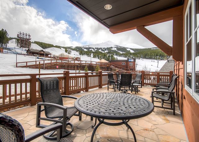 Restaurant Patio