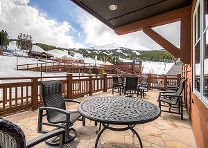Restaurant Patio