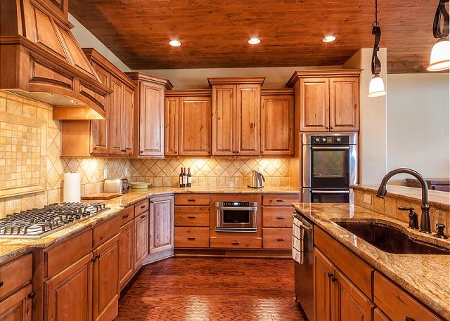 Gourmet gas cooktop