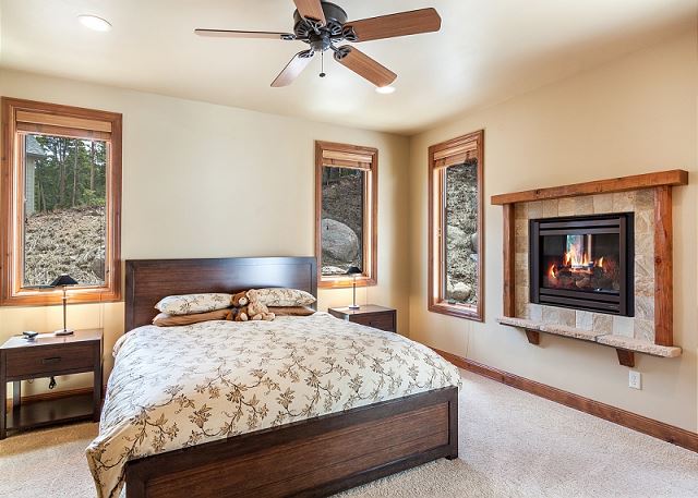 - sleeps 2 in one king bed, ensuite bath with shower and jetted tub