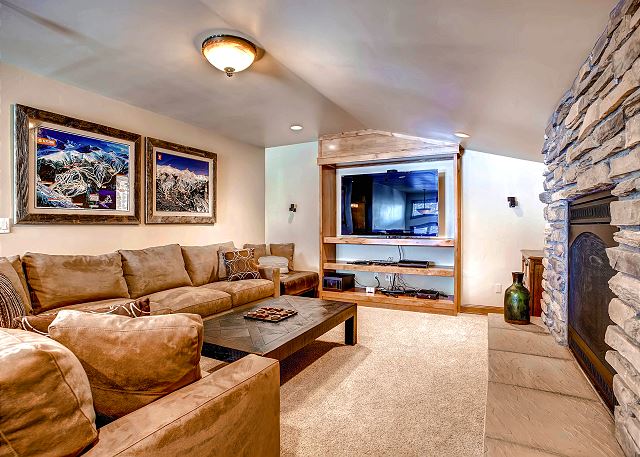 Den located on the upper level with flat screen TV and gas fireplace - foosball too!