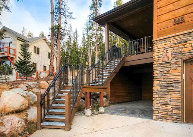 Steps up from Driveway to Front Door