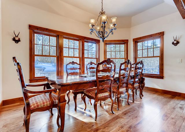 with seating for 8 (additional seating for four at Kitchen Island)