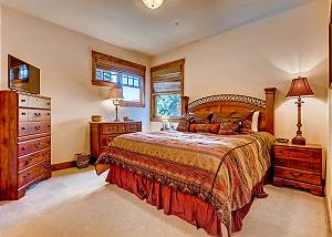 Red Mountain King Suite