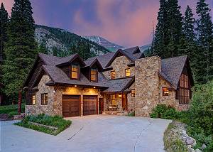 Welcome to Breckenberg Haus!