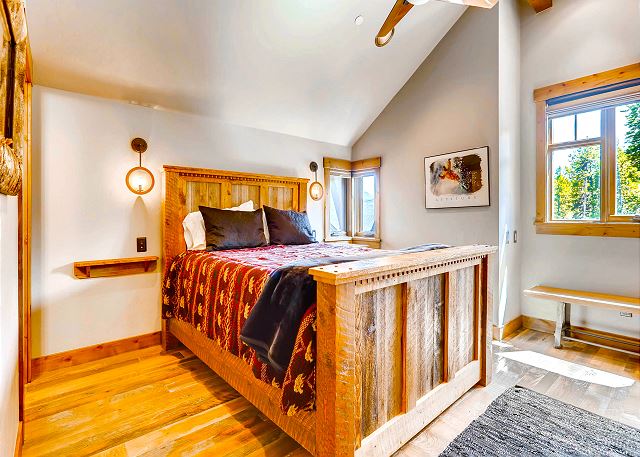 - sleeps 2 in one queen bed