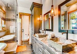 Silver Lode Secondary King Suite