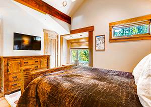 Prospector Queen Suite