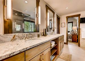 Rocky Mountain Main Suite