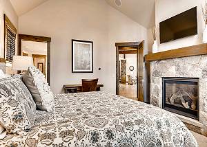 Rocky Mountain Master Suite