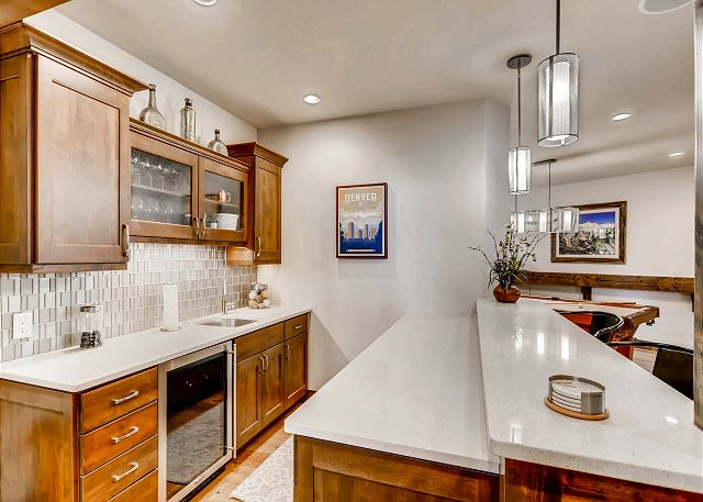 Lower level wet bar