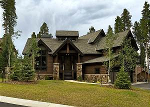 Front exterior view
