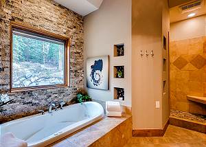 Crystal Peak Master Suite Ensuite Bath
