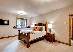 Red Mountain King Suite