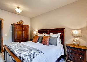 Northstar Mountain King Bedroom