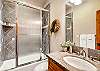 Red Mountain King Ensuite Bathroom