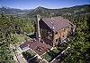 Alpenglow Peaks Lodge