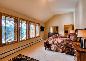 TimberLane Lodge