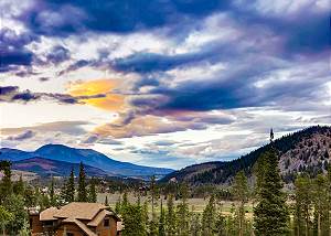 Beautiful Evening at Bavarian Mountain Haus!