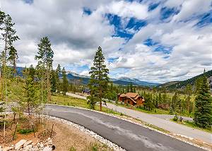 Expansive views from Bavarian Mountain Haus
