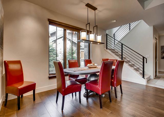 Dining area with seating for 8