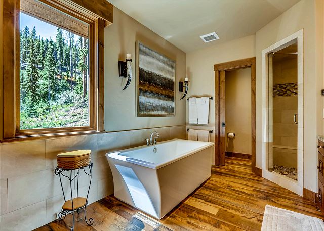 Soaking Tub