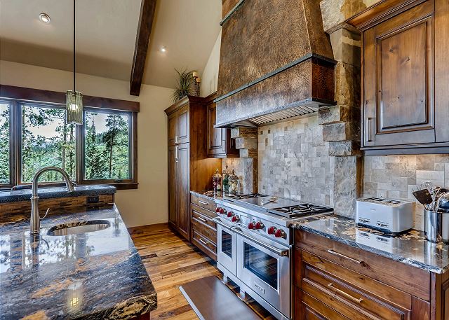 delicious meals in the fully stocked kitchen