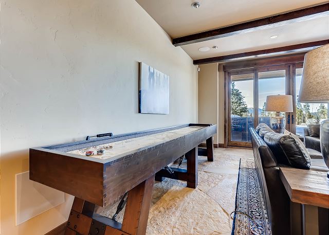 Shuffleboard fun!