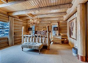 Bald Eagle King Suite
