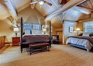 Dry Gulch Family Suite