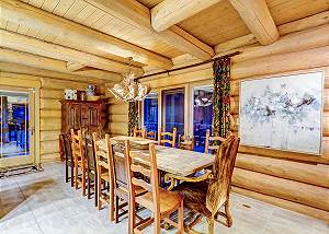 Cozy dining